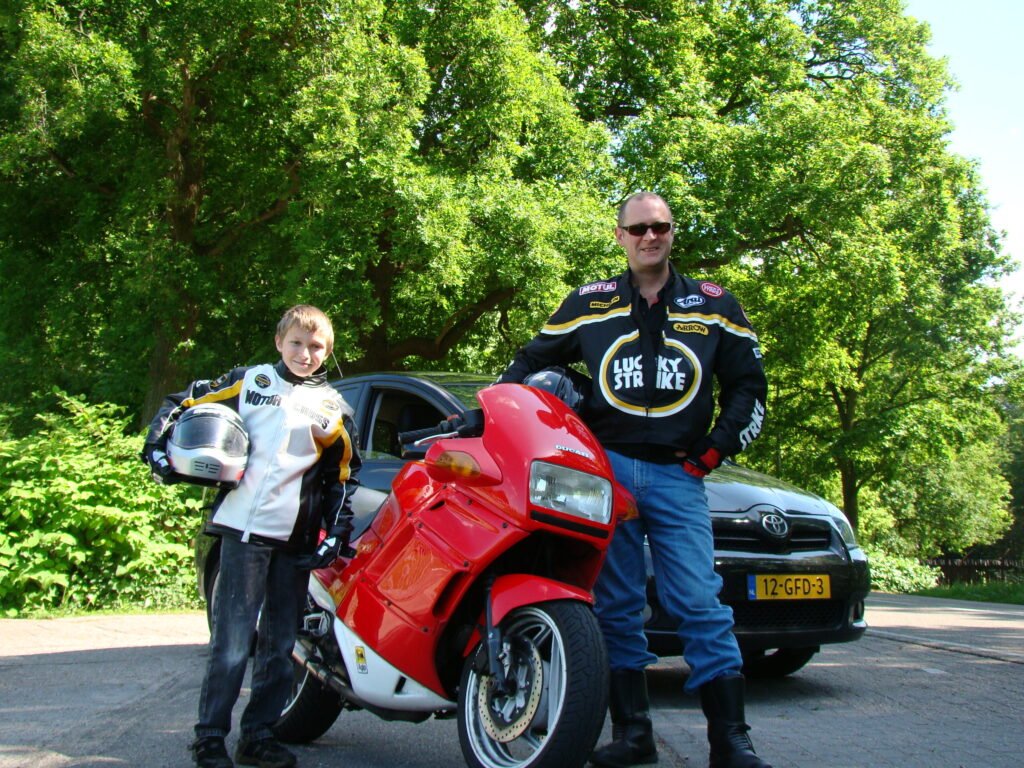 Toby and Gav with the Paso 750